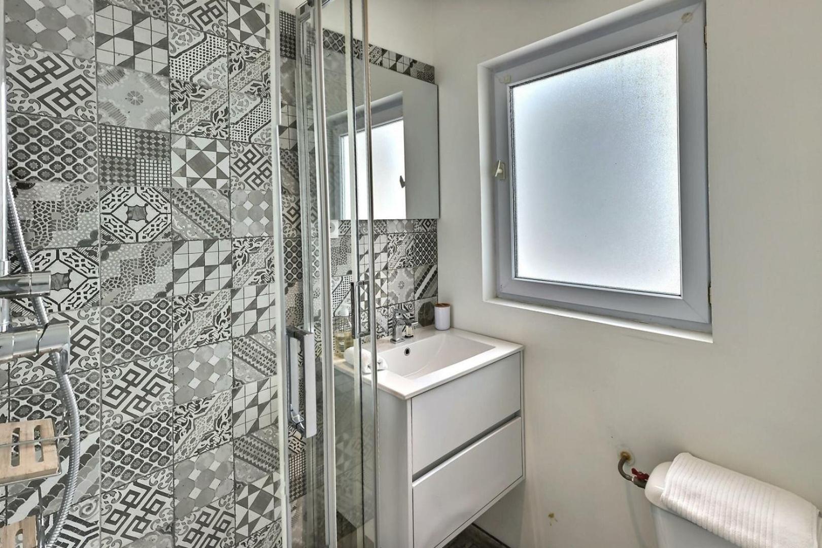 Appart Du Pont Vert B11 - Mon Groom Troyes Exterior photo